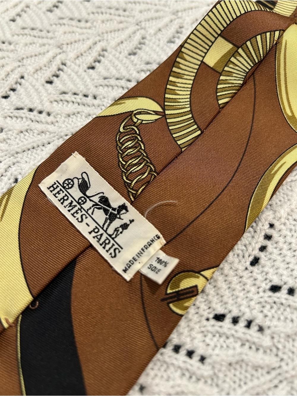 Authentic Hermès Paris "Eperon D'Or" Silk
Tie - Vintage Brown